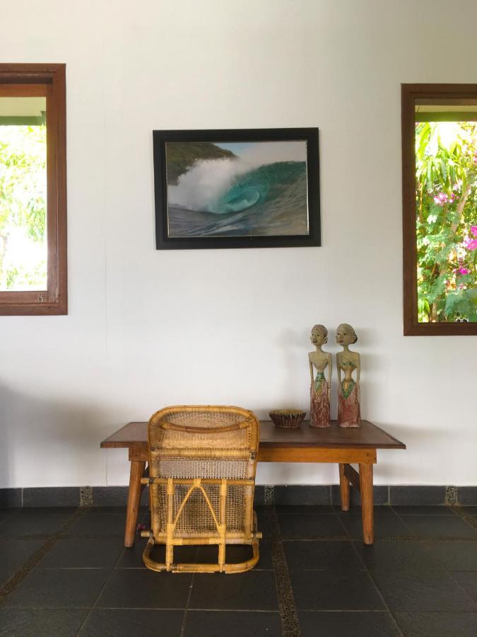 Merdeka House Maluk Kültér fotó